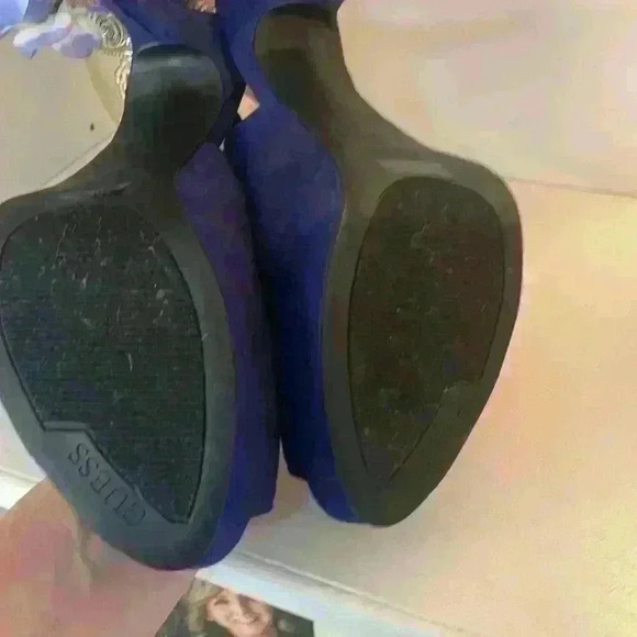 Guess NWOT Royal Blue Platform 5”heels by Guess, Gorgeous 9Med See Photos - Picture 6 of 8
